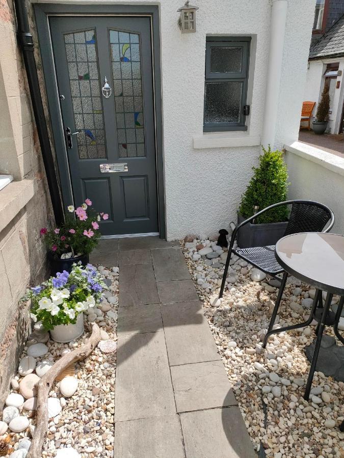 Shadow'S Cottage Situated In Fishertown, Nairn. 외부 사진